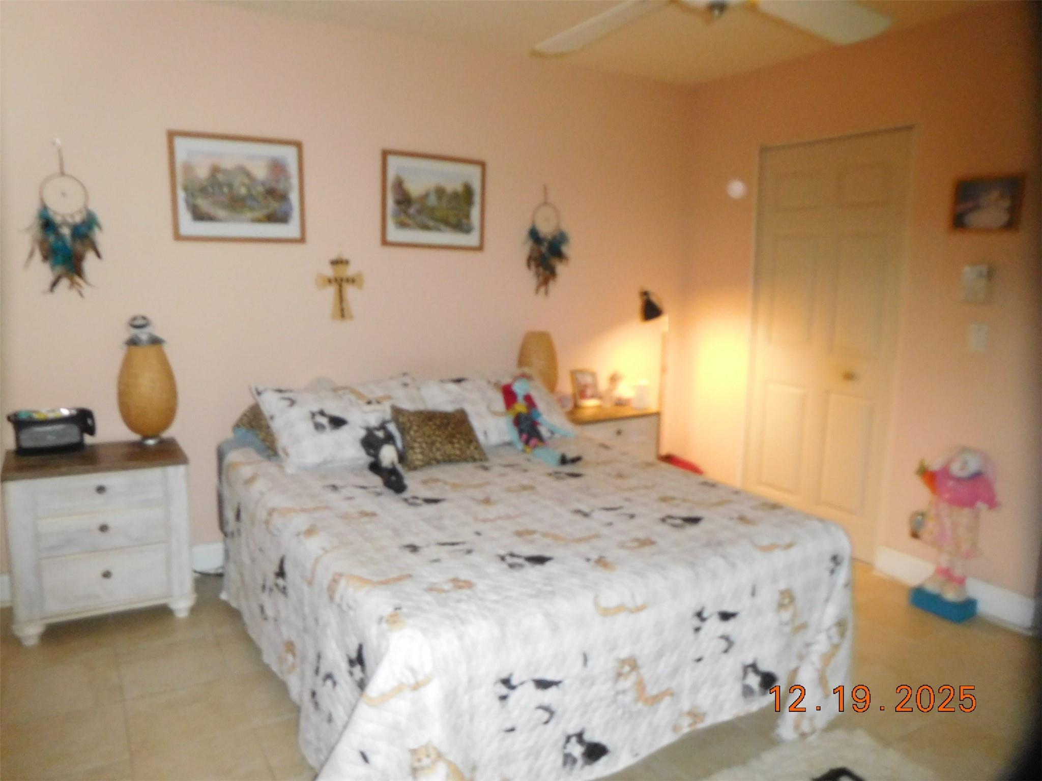 Palm Lakes - Residential