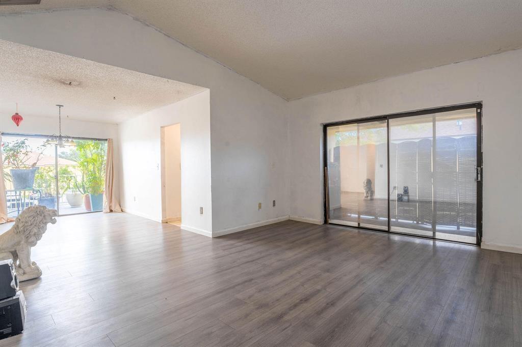 MISTY LAKE CONDO - Residential