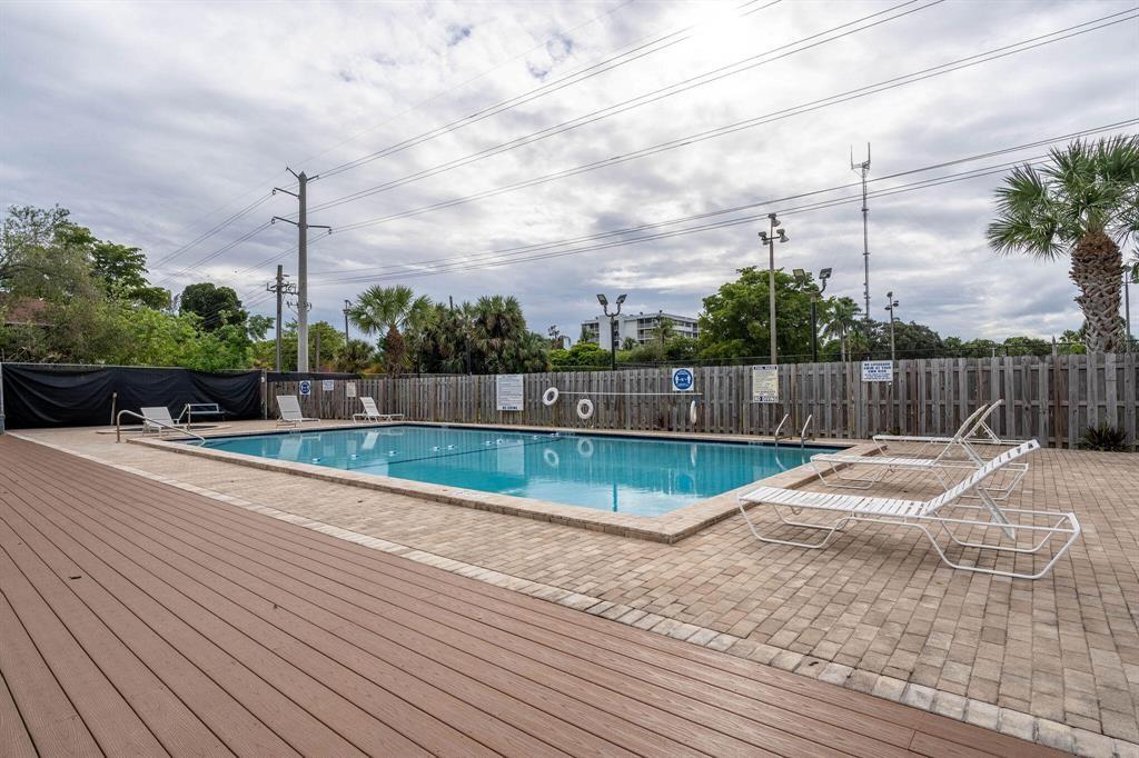 MISTY LAKE CONDO - Residential