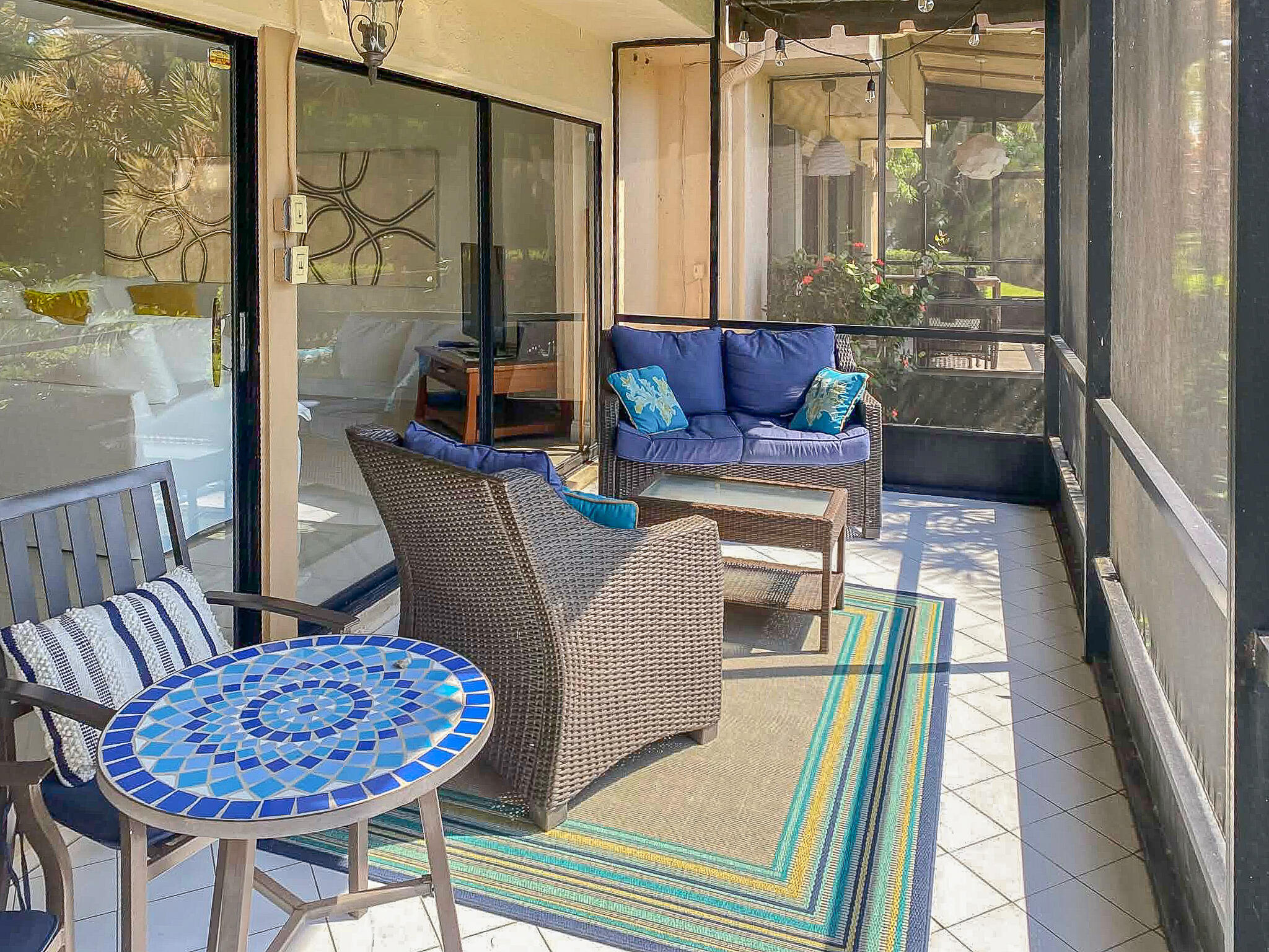 HILLS OF INVERRARY - Residential