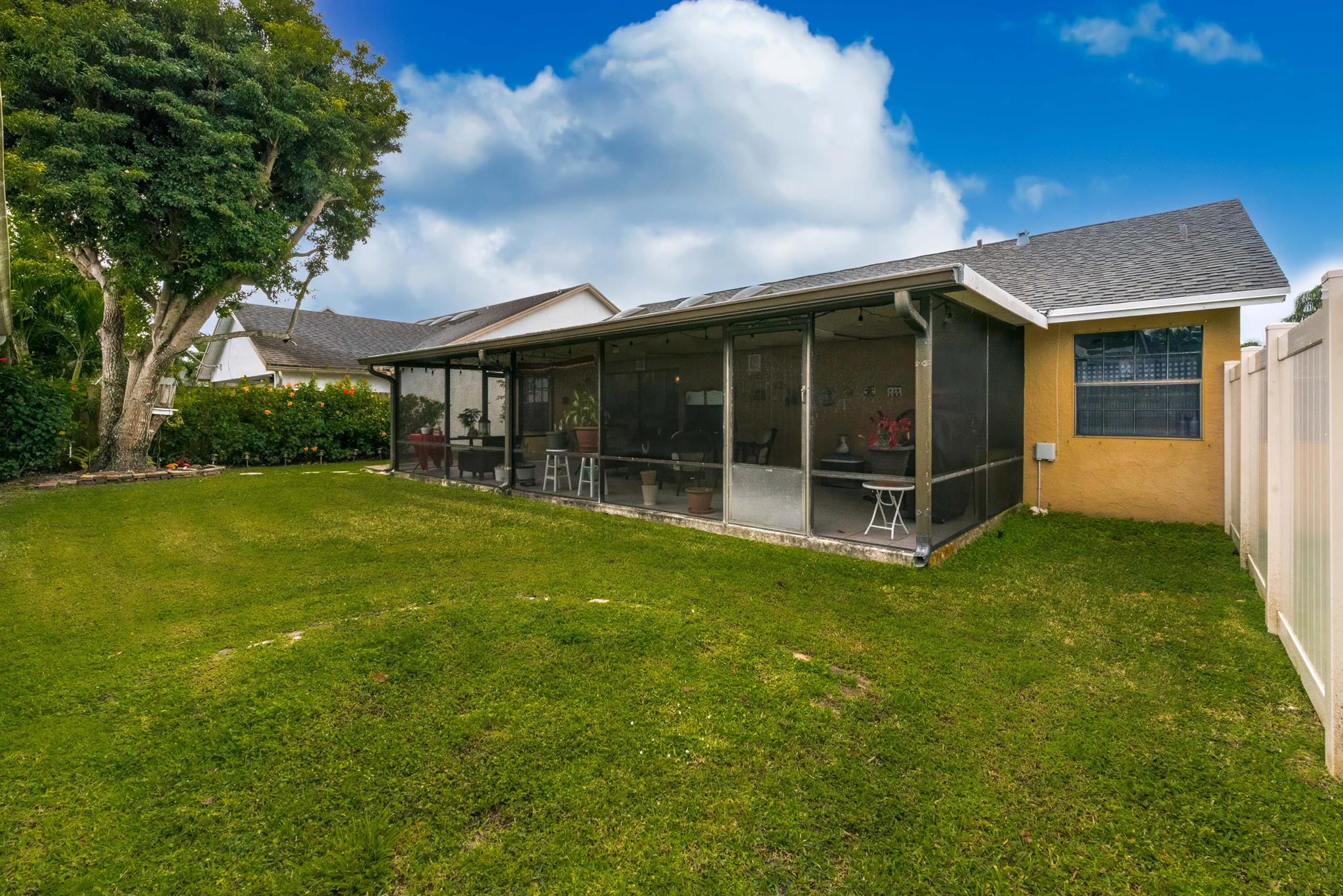 MEADOWLAND COVE 1 OF WELLINGTON - Residential