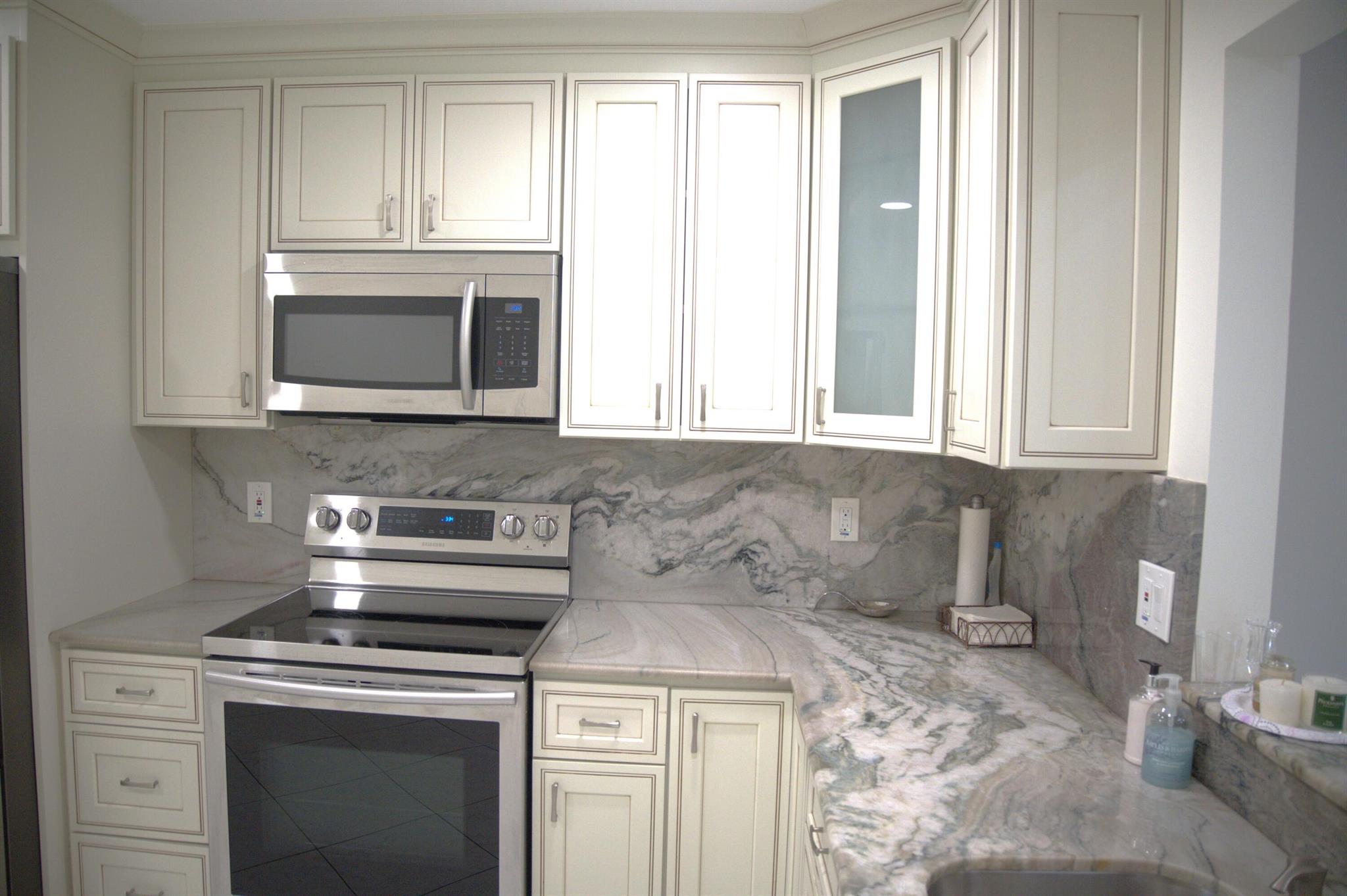 AMERICAN HOMES AT BOCA RA - Residential Lease