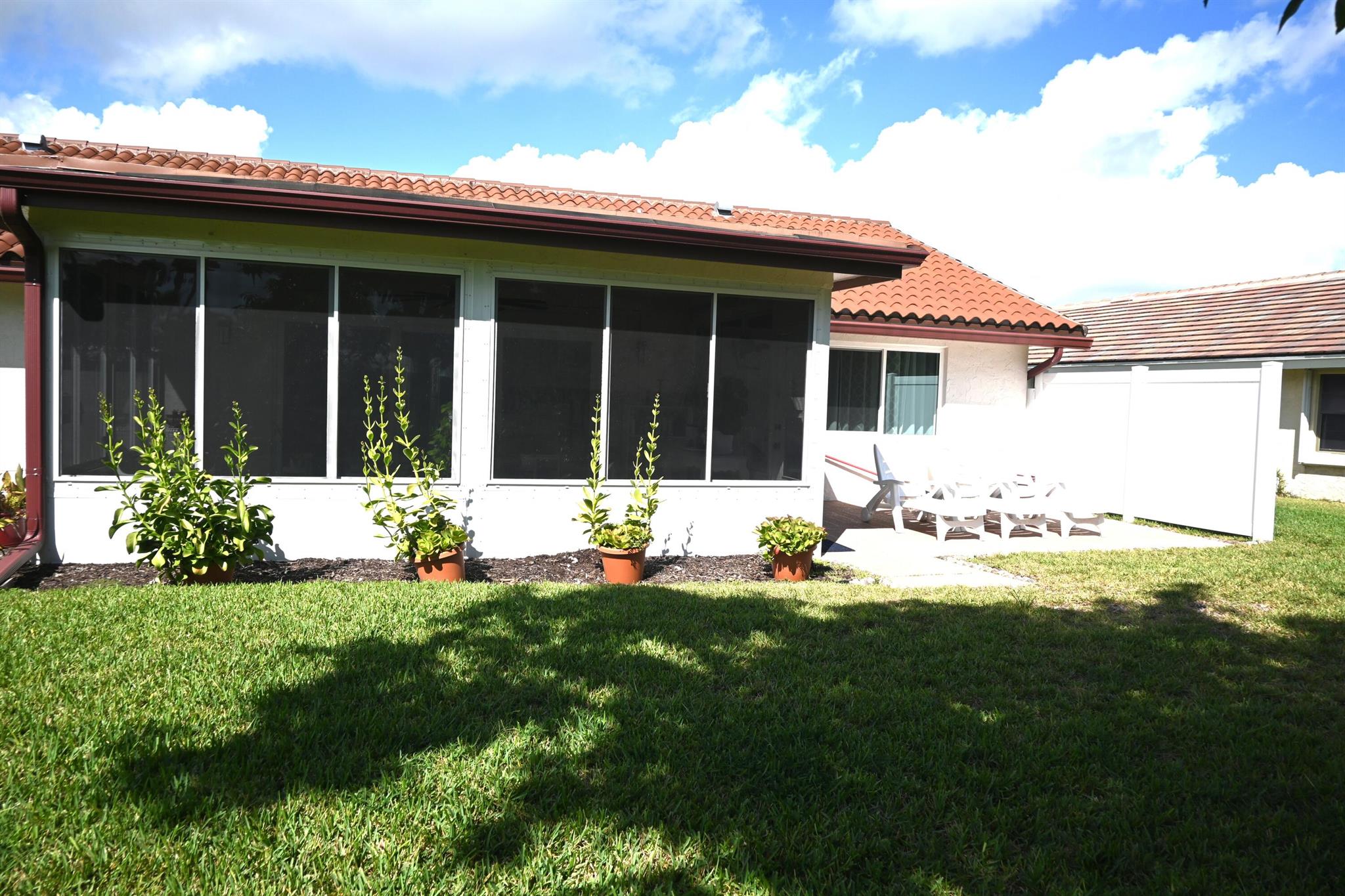 AMERICAN HOMES AT BOCA RA - Residential Lease