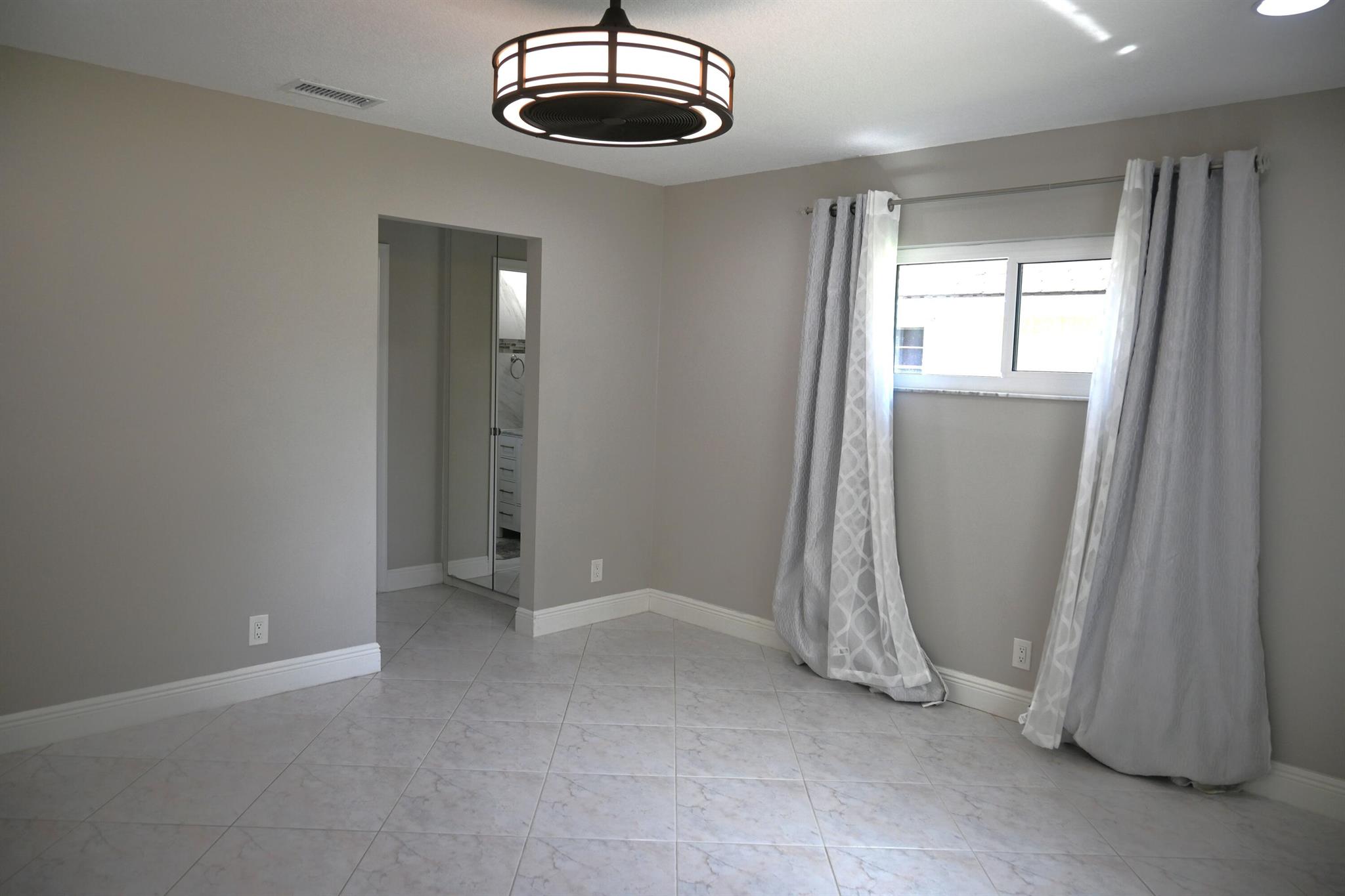 AMERICAN HOMES AT BOCA RA - Residential Lease