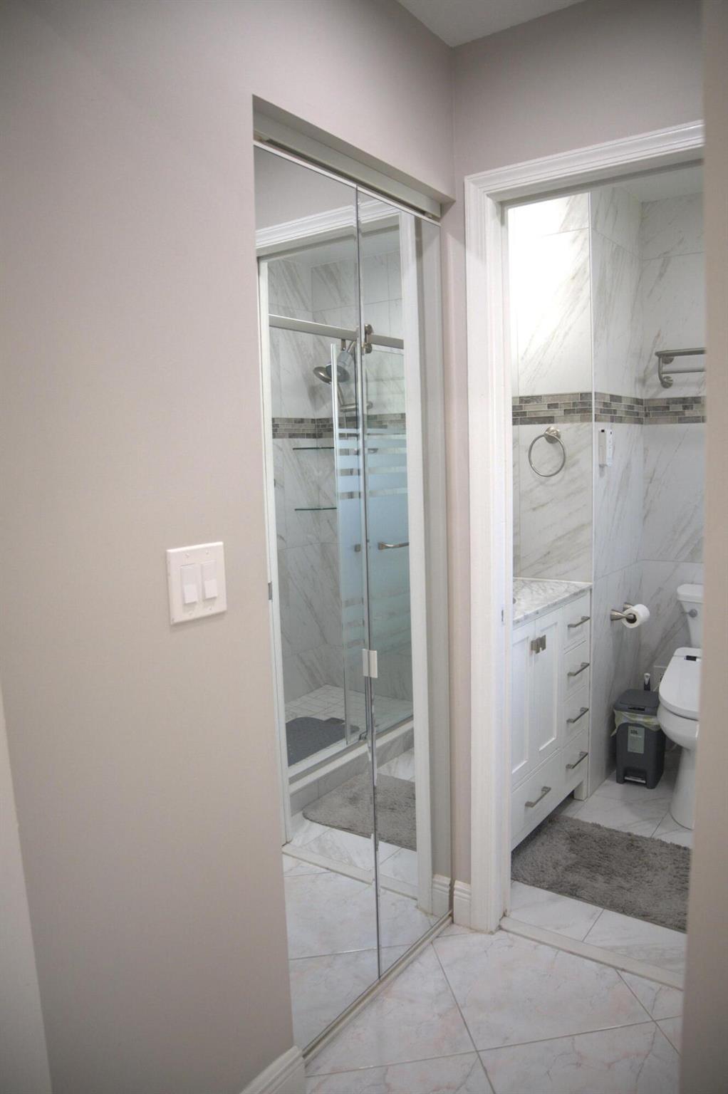 AMERICAN HOMES AT BOCA RA - Residential Lease