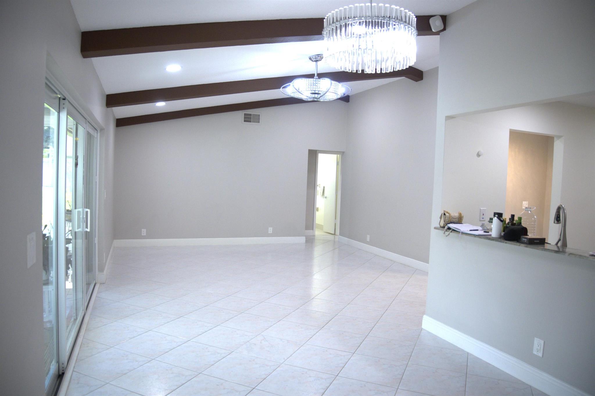 AMERICAN HOMES AT BOCA RA - Residential Lease
