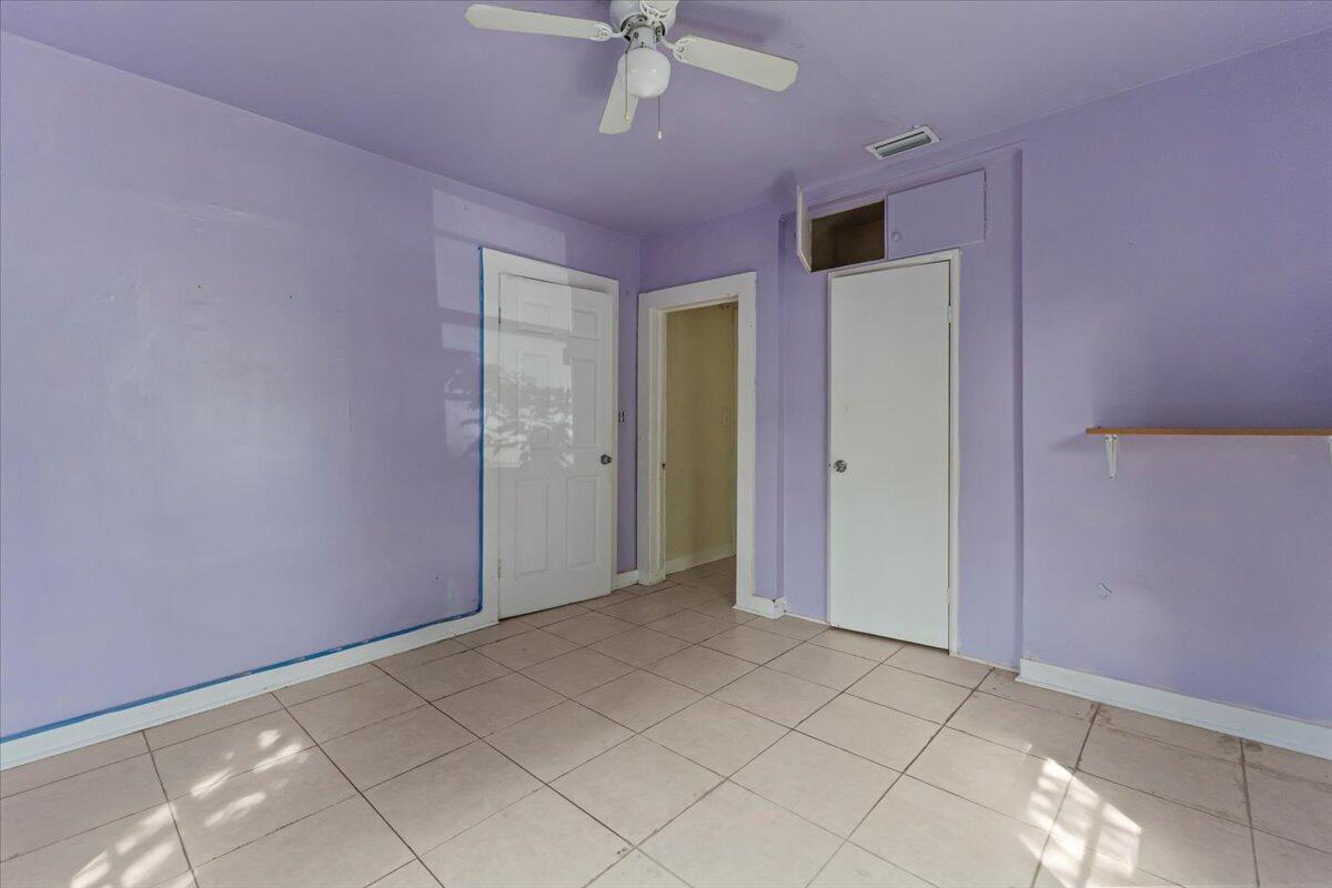 LAKE WORTH TOWN OF - Residential