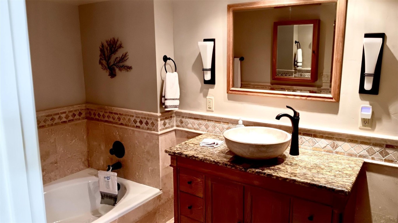 SEA RANCH CLUB C - Residential