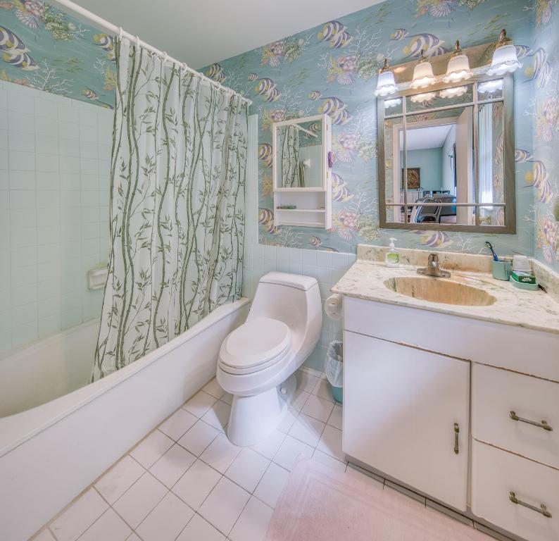 BARBICAN CONDO - Residential