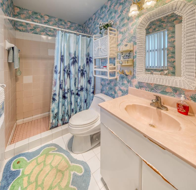 BARBICAN CONDO - Residential