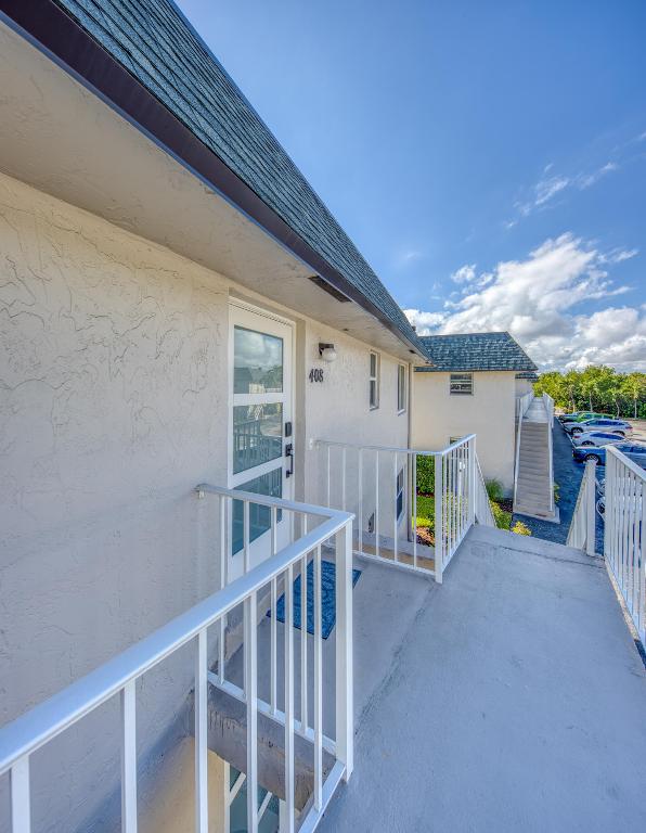 BARBICAN CONDO - Residential
