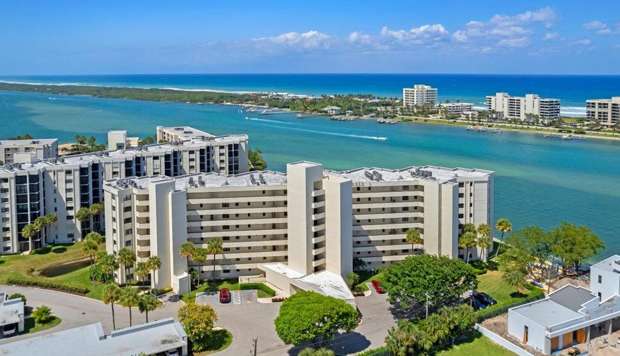 Available for the 2022-2023 Season!! Welcome to Sandpointe Bay Condominium, directly across from the prestigious Jupiter Island. This beautifully renovated 2 bedroom, 2.5 bathroom unit surrounds itself with breathtaking water views of the Intracoastal and Atlantic Ocean. All new flooring, kitchen, and appliances are a few renovations recently completed. Endless amenities such as Paddle-boarding, Kayaking, Tennis, Pickleball are all at your leisure. Don't miss out on this incredible waterfront opportunity.