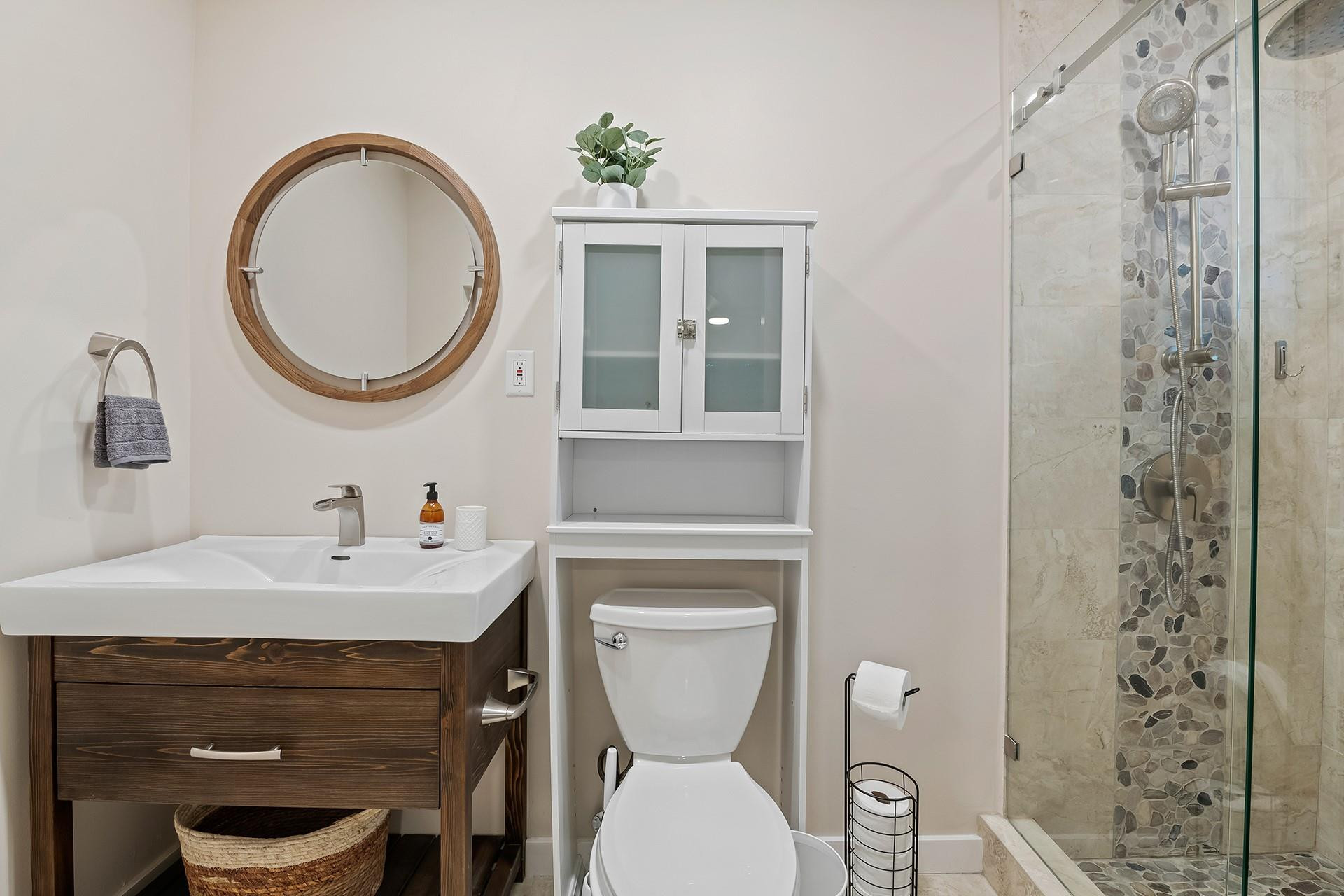 Riverside Park 7-24 B - Residential