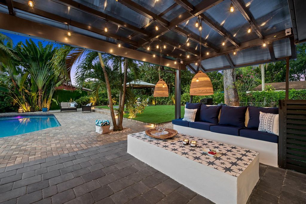 Photo of 1813 SW 10th Ct, Fort Lauderdale, FL 33312 (MLS # F10531903)