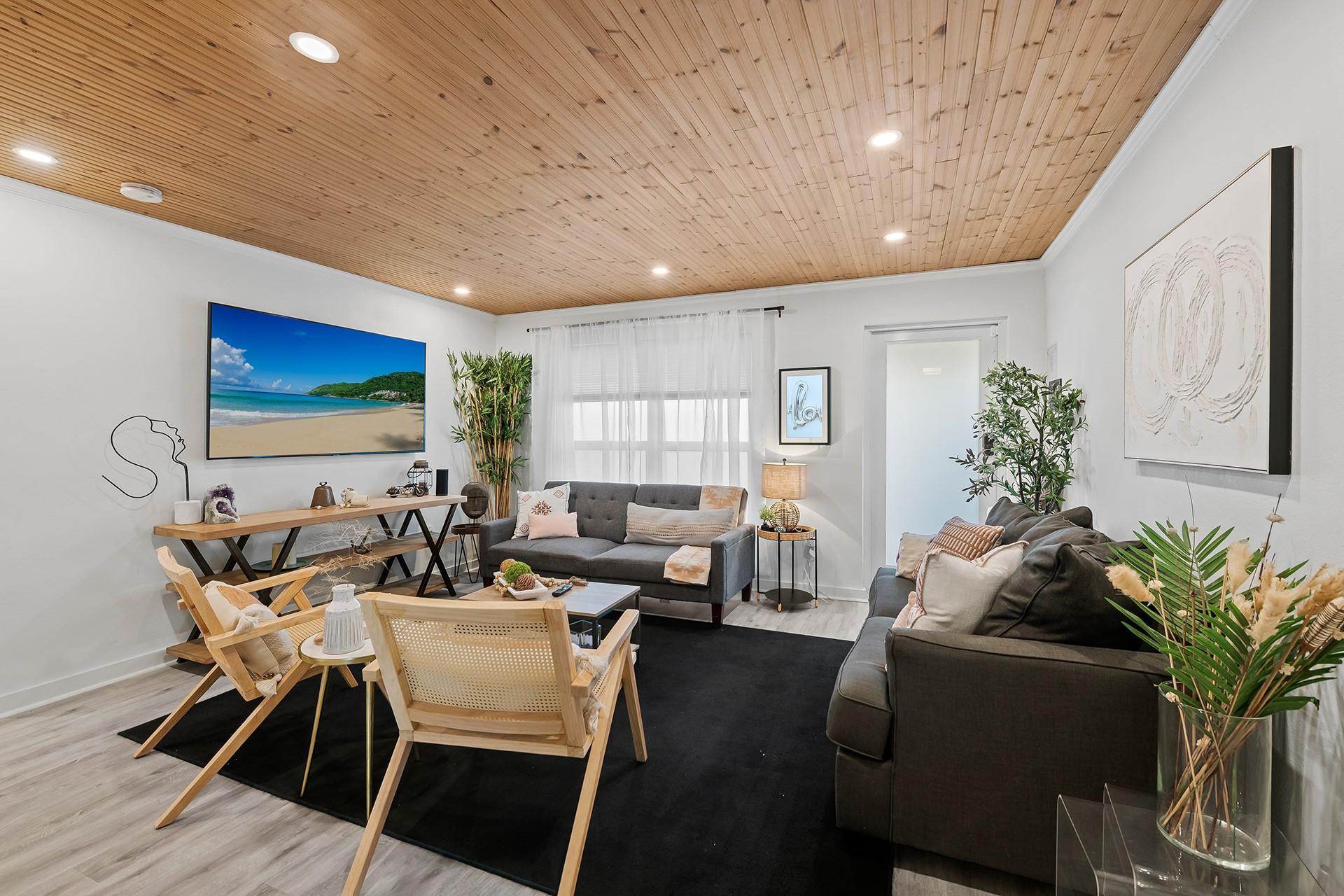 Riverside Park 7-24 B - Residential