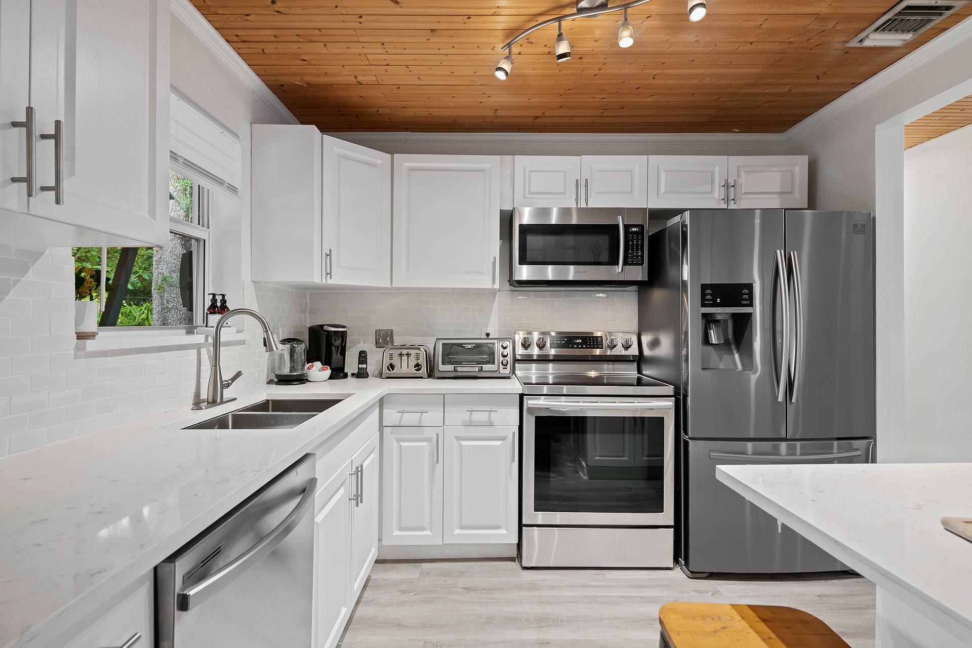 Riverside Park 7-24 B - Residential