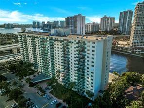 19390 Collins Ave 504