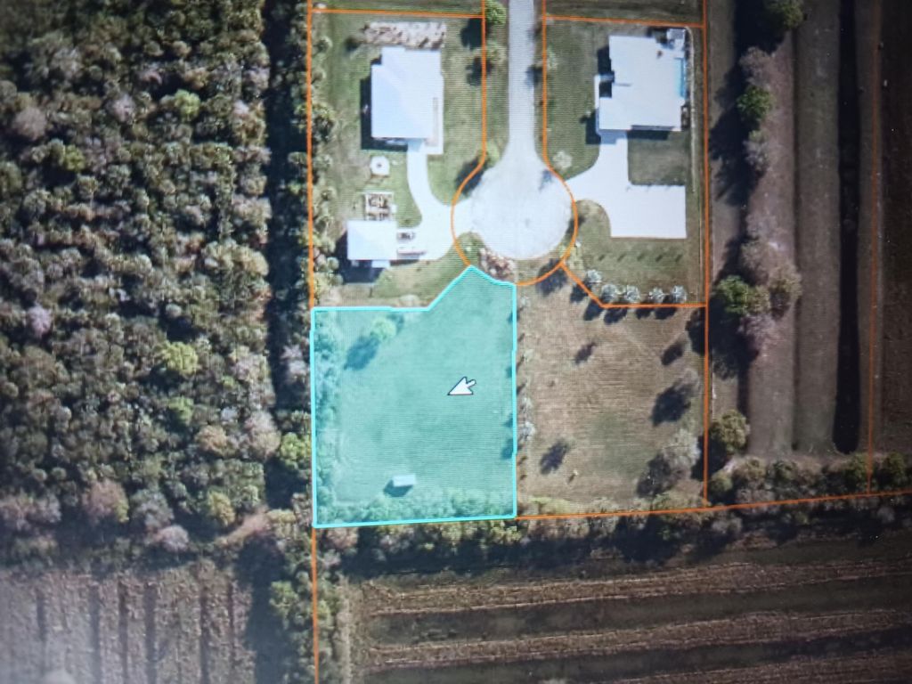Photo of 10534 Oakbridge Court, Fort Pierce, FL 34951 (MLS # R11148585)