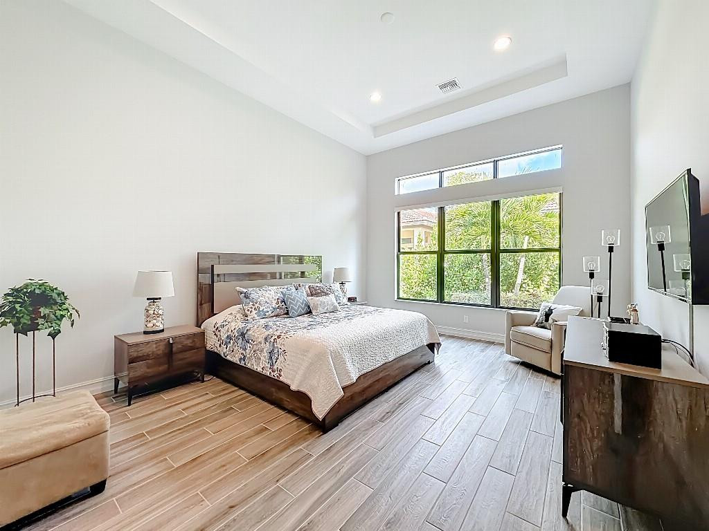 Parkland Royale 182-60 B - Residential