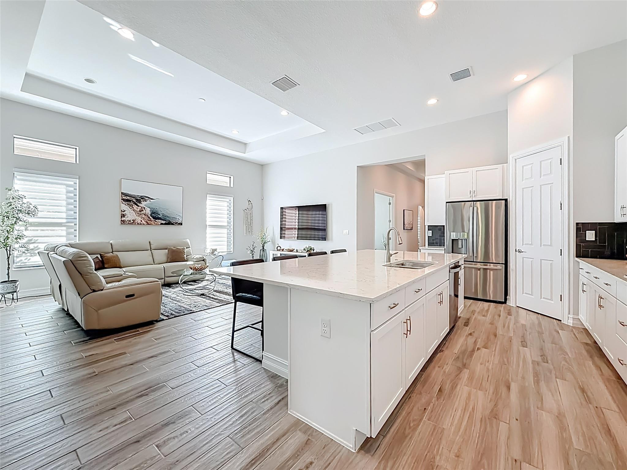 Parkland Royale 182-60 B - Residential