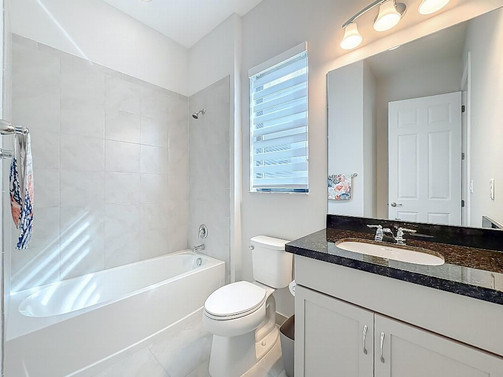 Parkland Royale 182-60 B - Residential