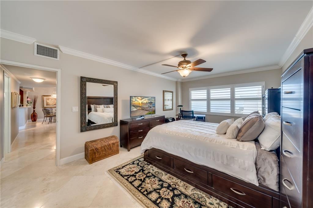 Sea Monarch - Residential