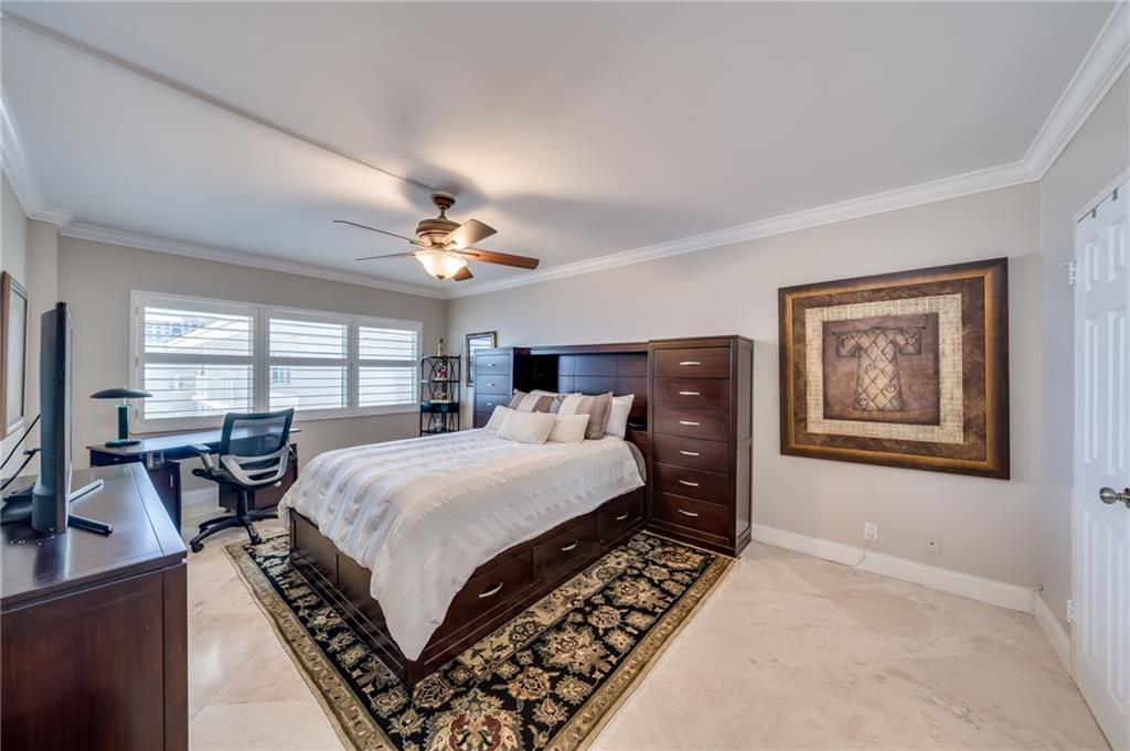 Sea Monarch - Residential