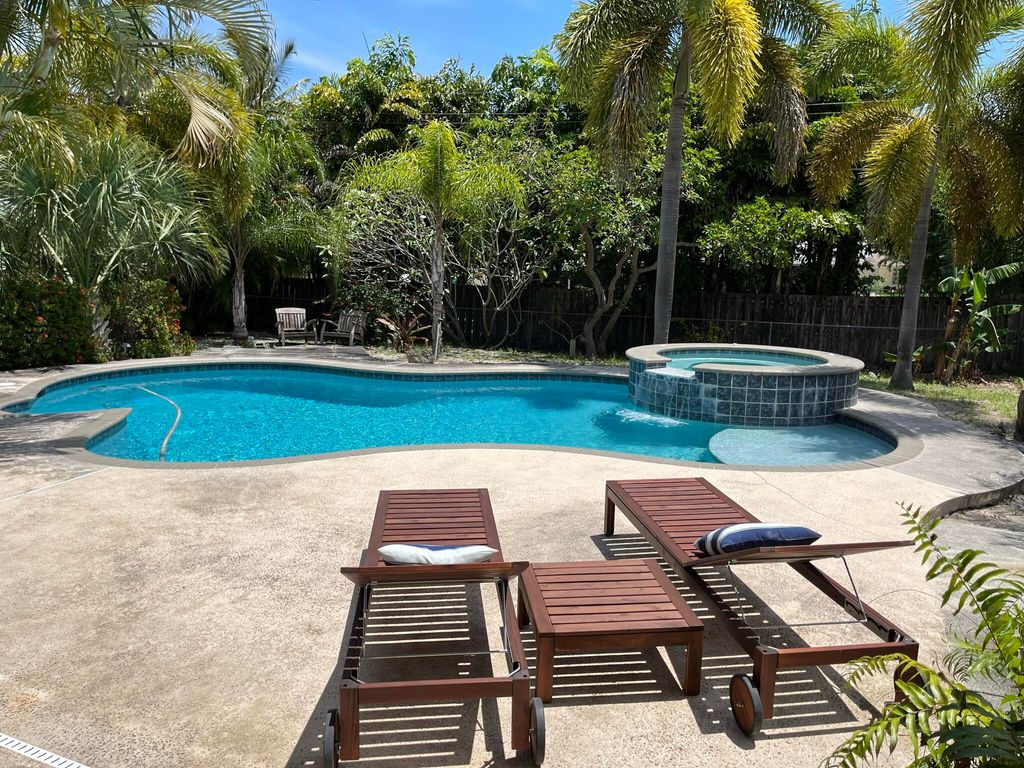 Photo of 752 Prosperity Farms Road, North Palm Beach, FL 33408 (MLS # R10796134)