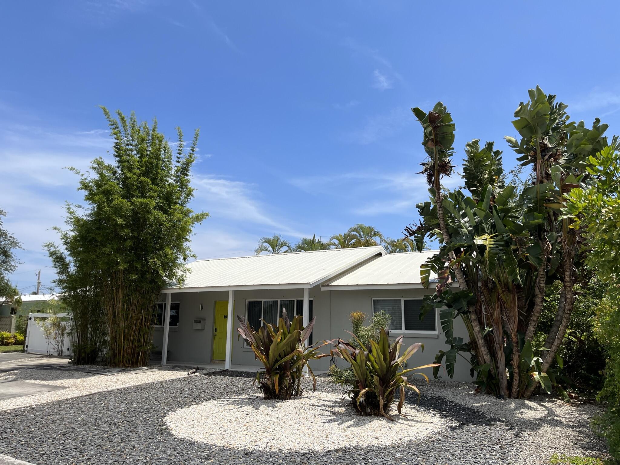 NORTH PALM BEACH VILLAGE OF 6 - Residential