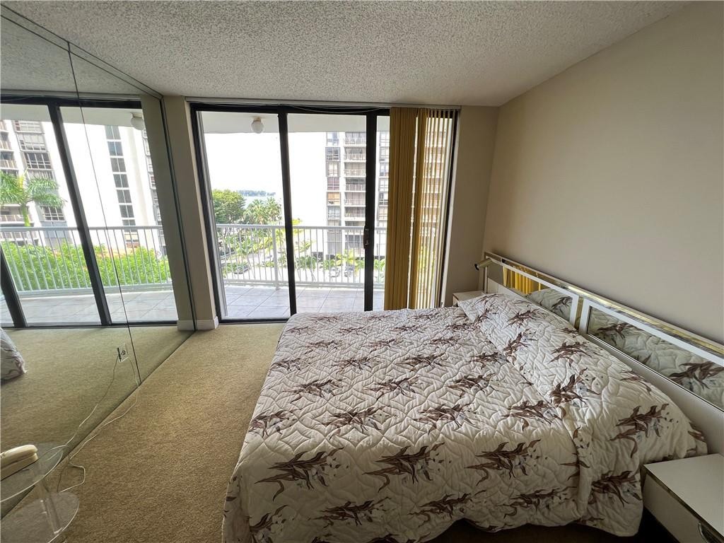 1440 Brickell Bay Drive 606