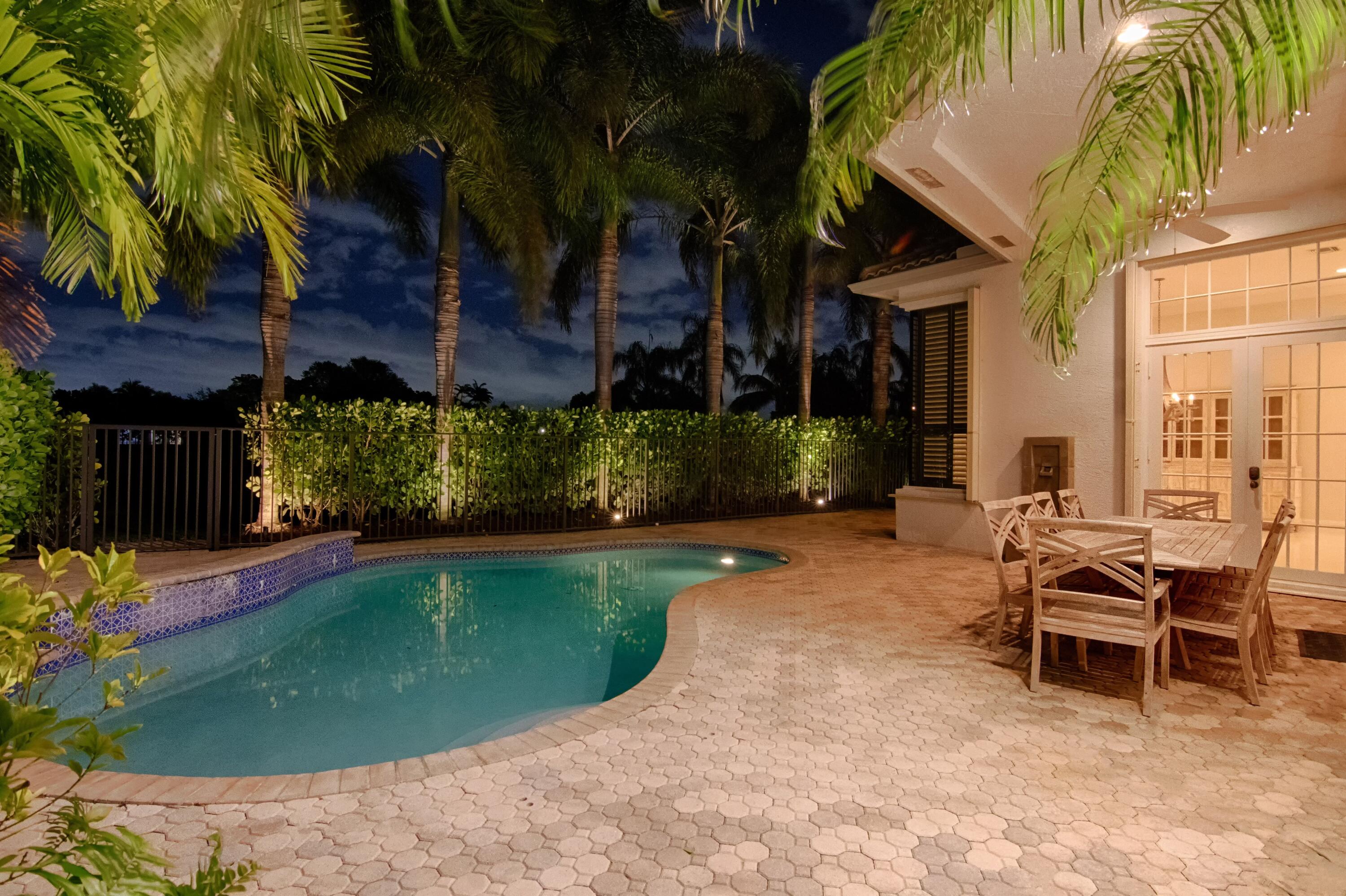 EAGLES LANDING OF P B POLO AND COUNTRY CLUB - Residential