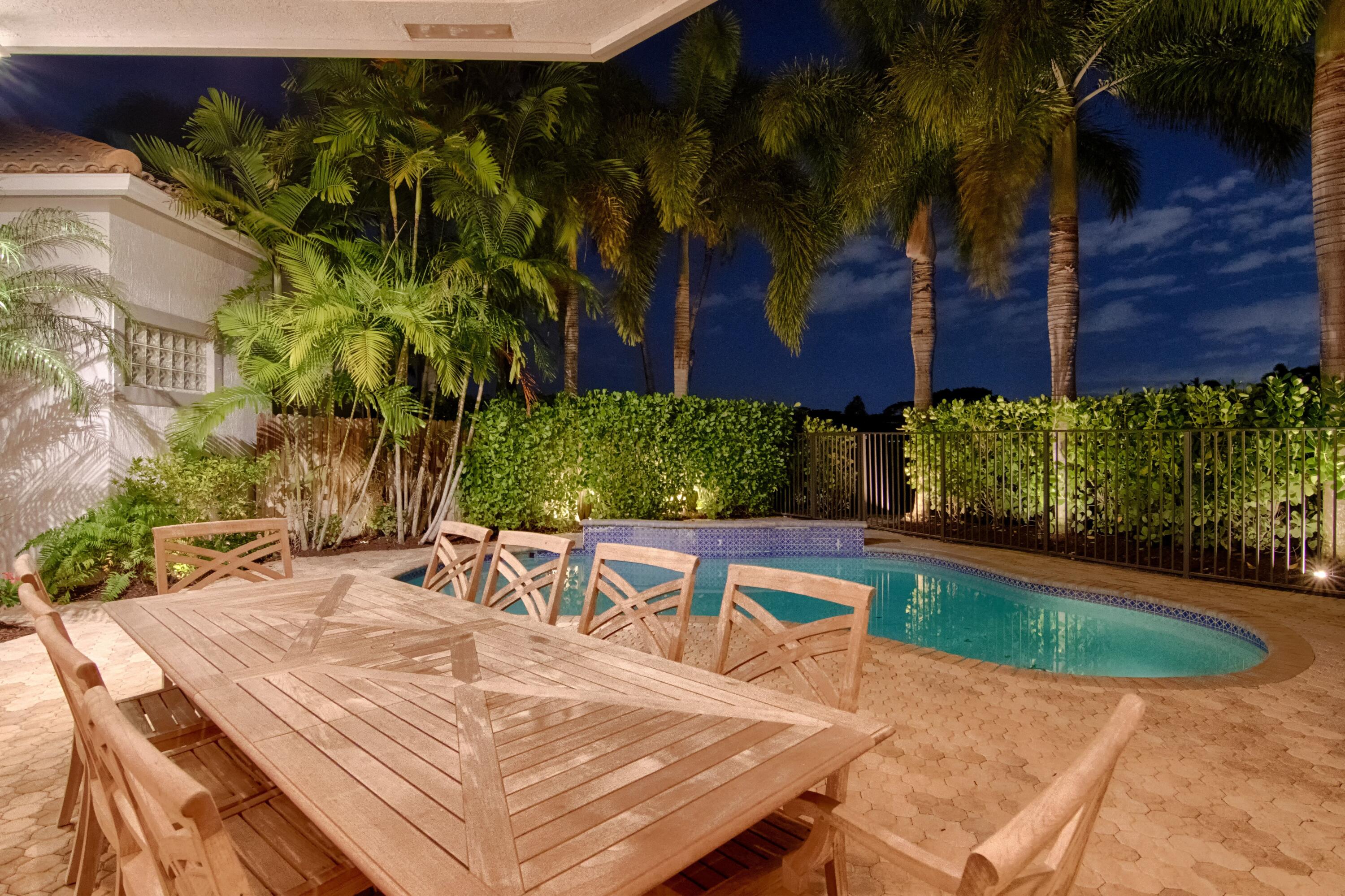 EAGLES LANDING OF P B POLO AND COUNTRY CLUB - Residential