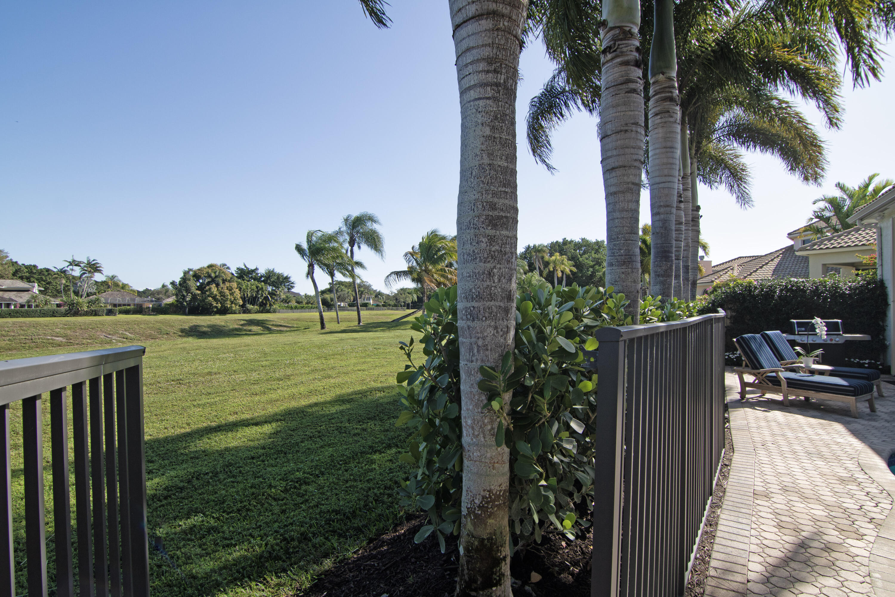 EAGLES LANDING OF P B POLO AND COUNTRY CLUB - Residential