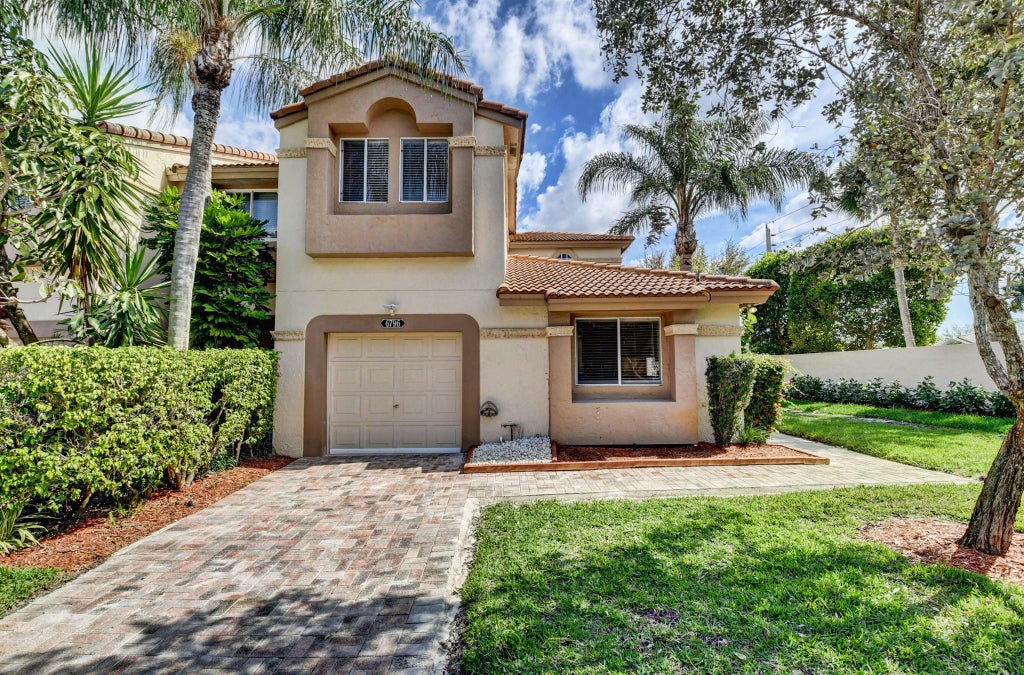 Photo of 6796 Via Regina, Boca Raton, FL 33433 (MLS # R11027141)