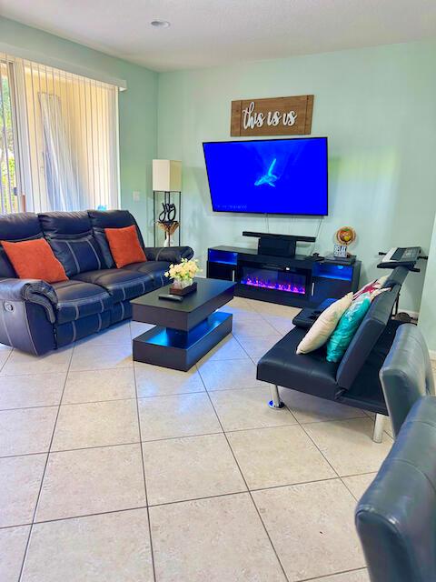 8054 Bellagio Lane