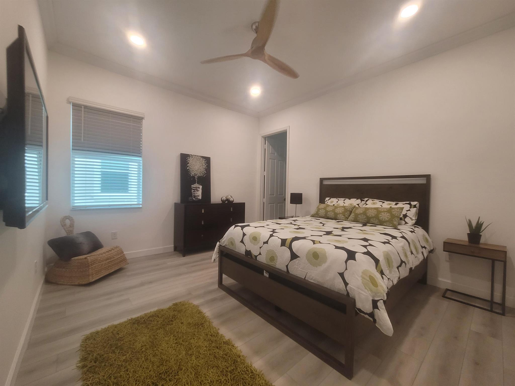 ARDEN PUD POD A WEST & PO - Residential Lease