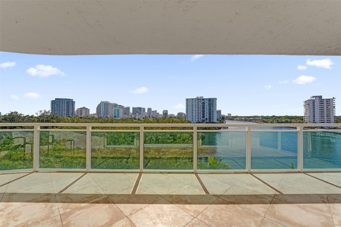 LE CLUB - Residential