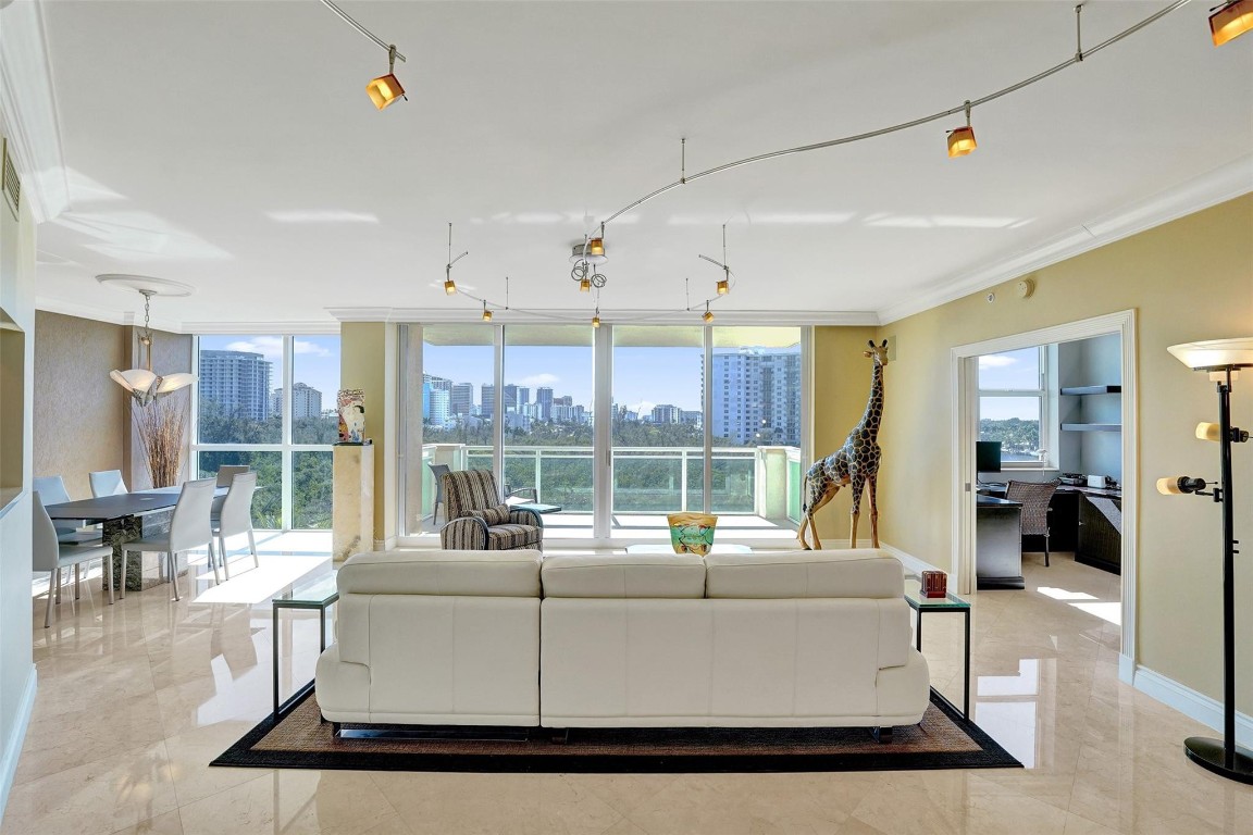 LE CLUB - Residential