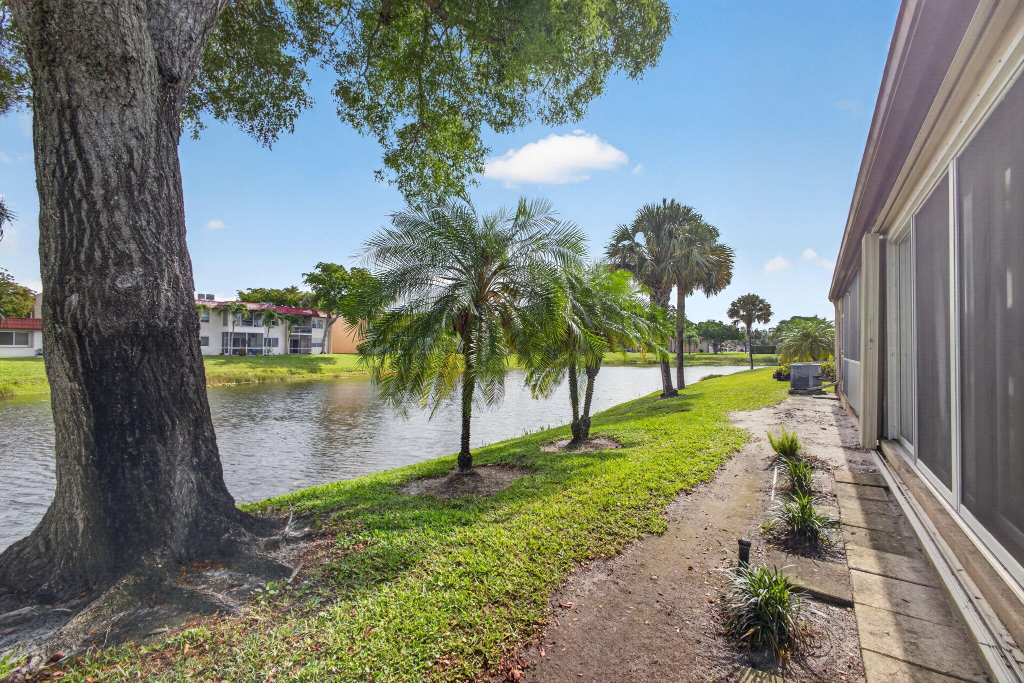 GOLDEN LAKES VILLAGE CONDO A - Residential