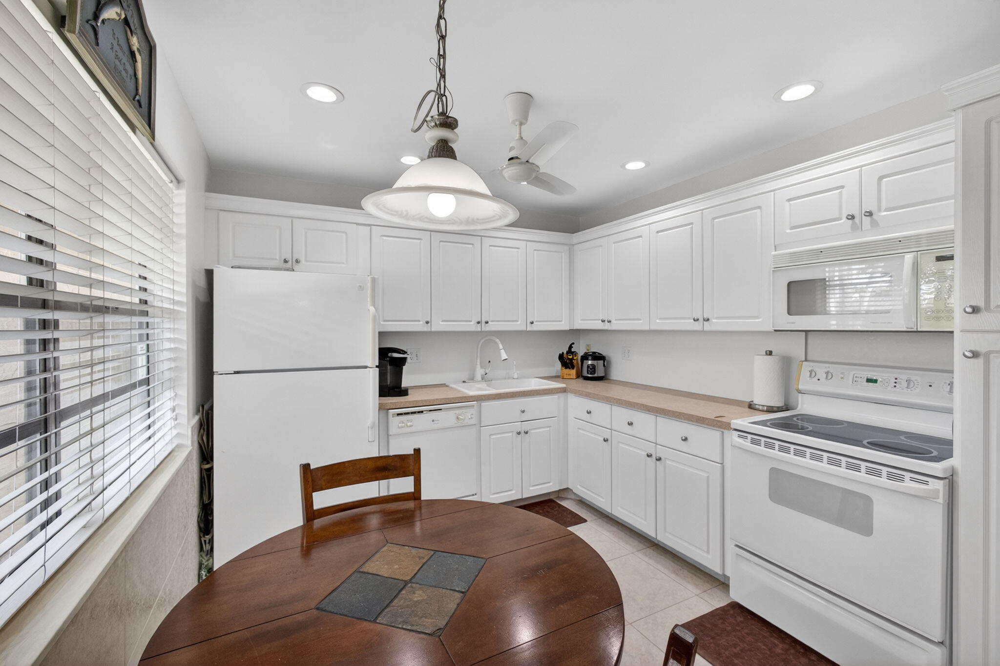 GOLDEN LAKES VILLAGE CONDO A - Residential