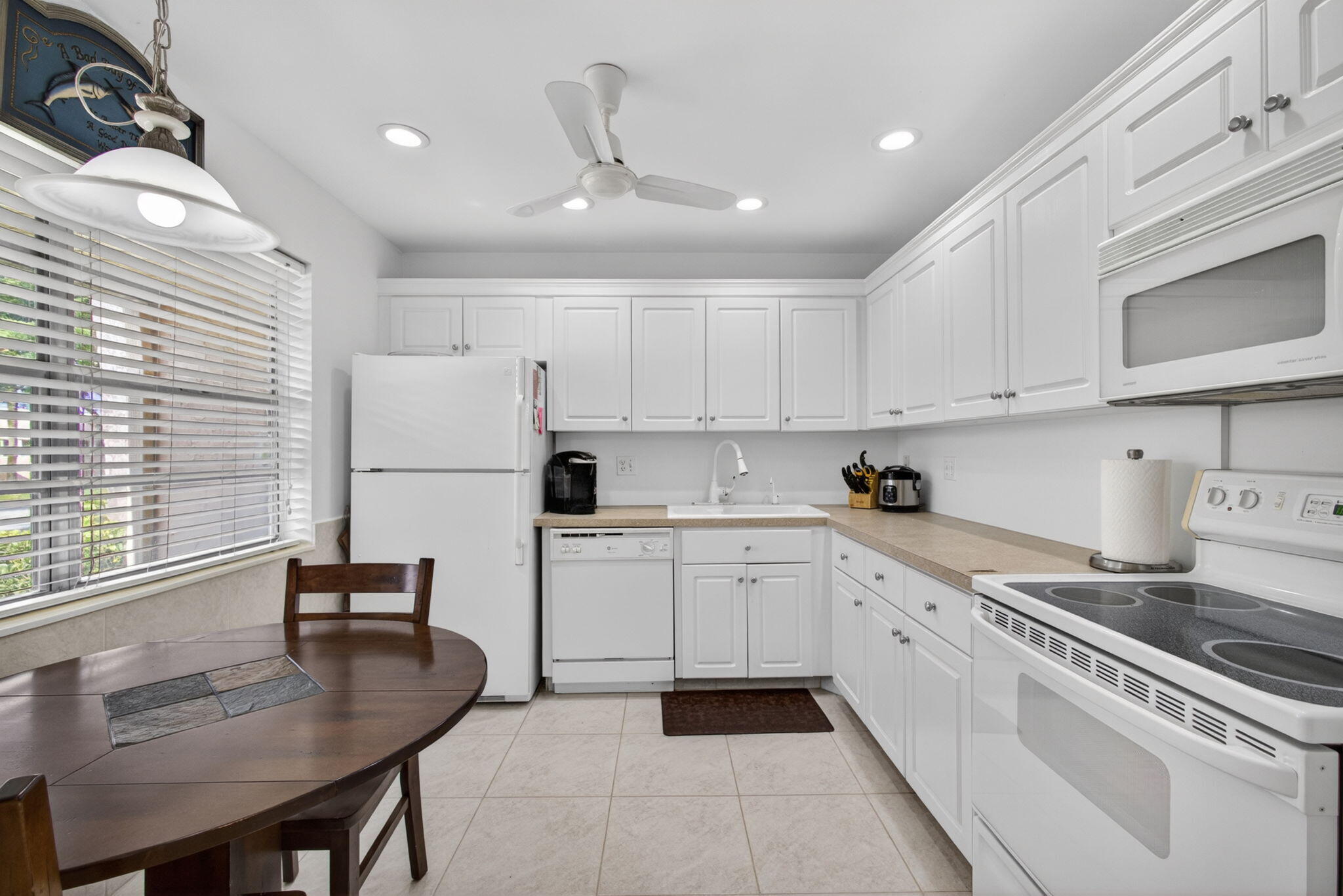 GOLDEN LAKES VILLAGE CONDO A - Residential