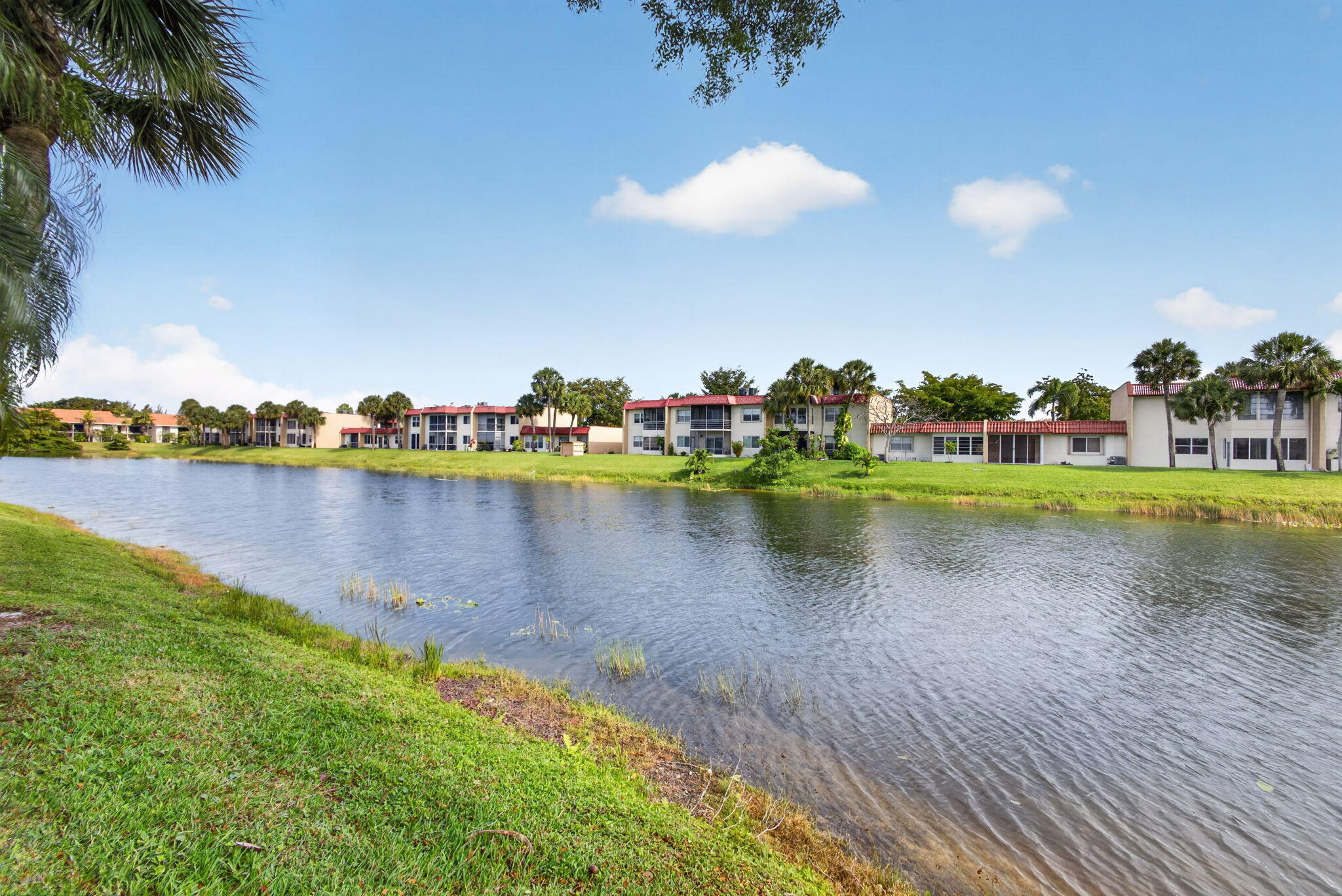 GOLDEN LAKES VILLAGE CONDO A - Residential