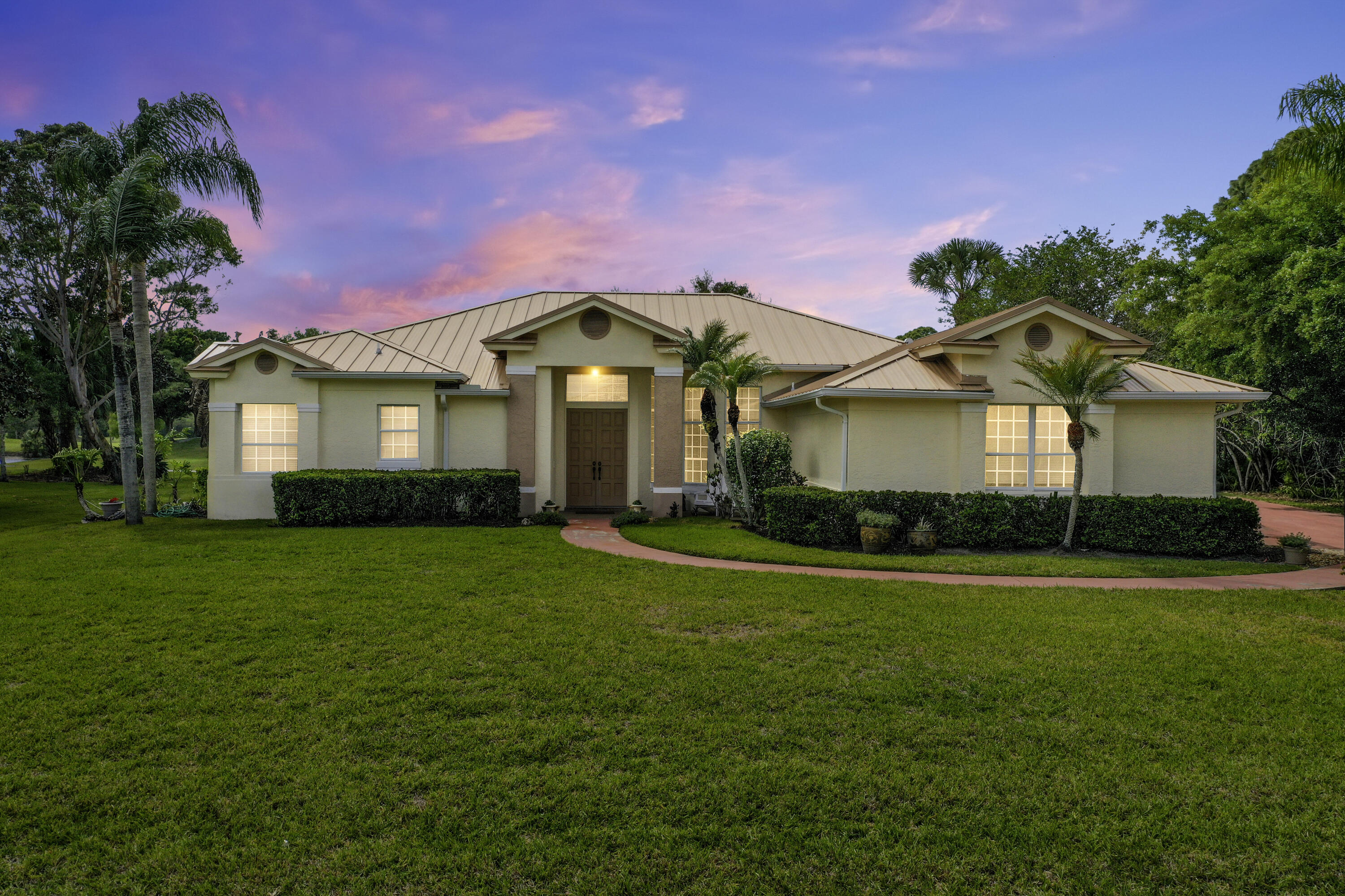 MONTE CARLO COUNTRY CLUB UNIT 2 - Residential