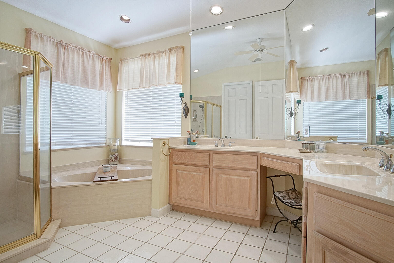 MONTE CARLO COUNTRY CLUB UNIT 2 - Residential