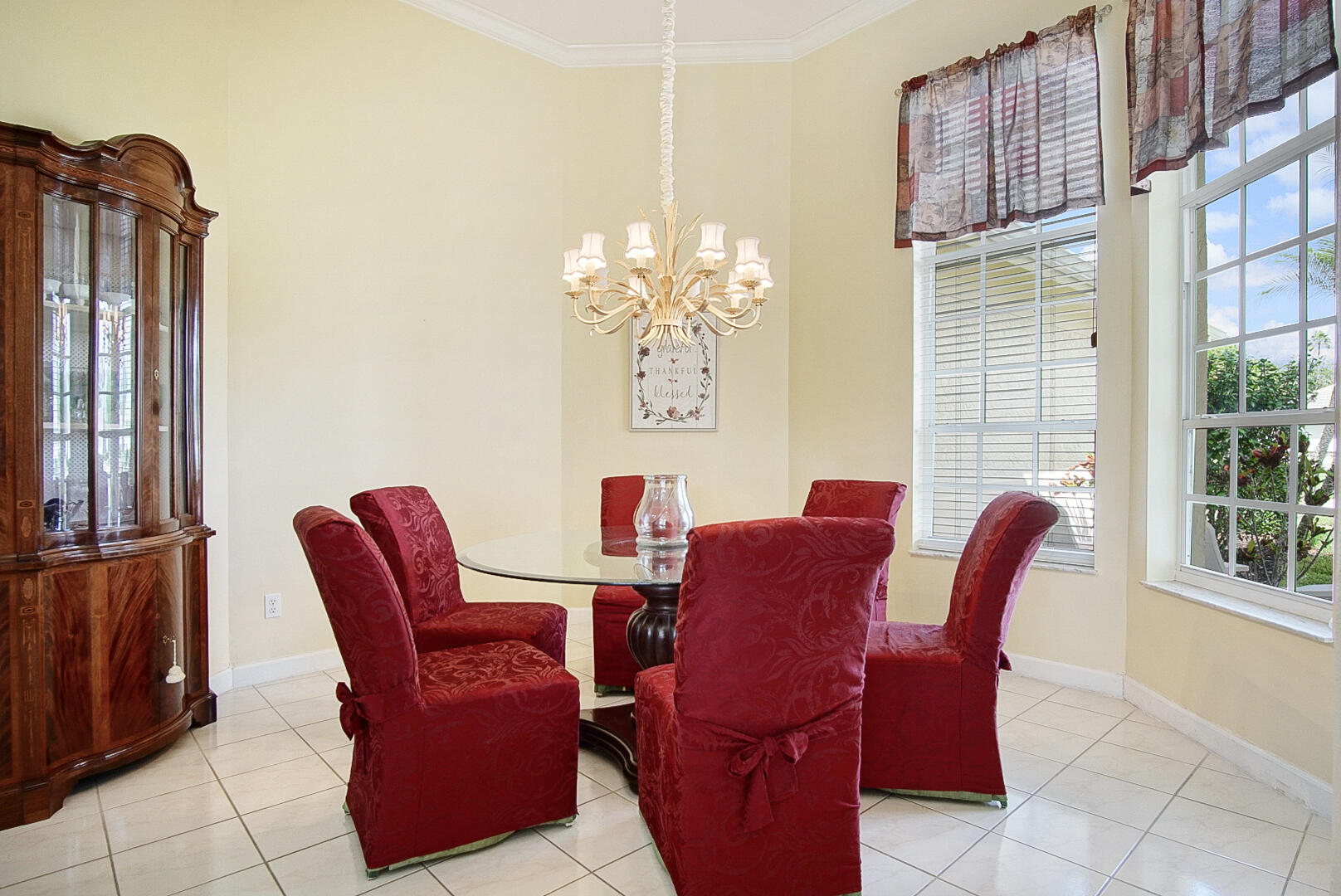 MONTE CARLO COUNTRY CLUB UNIT 2 - Residential