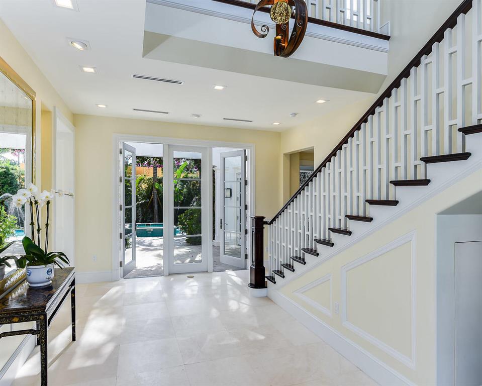 EAST SHORE - Residential