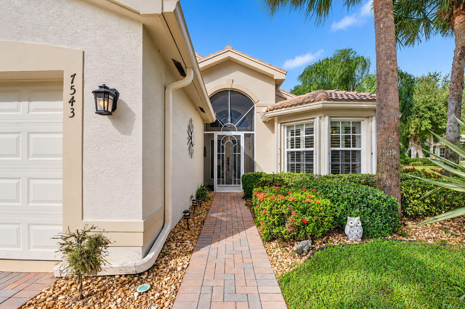 Properties 7543 Pebble Shores Terrace