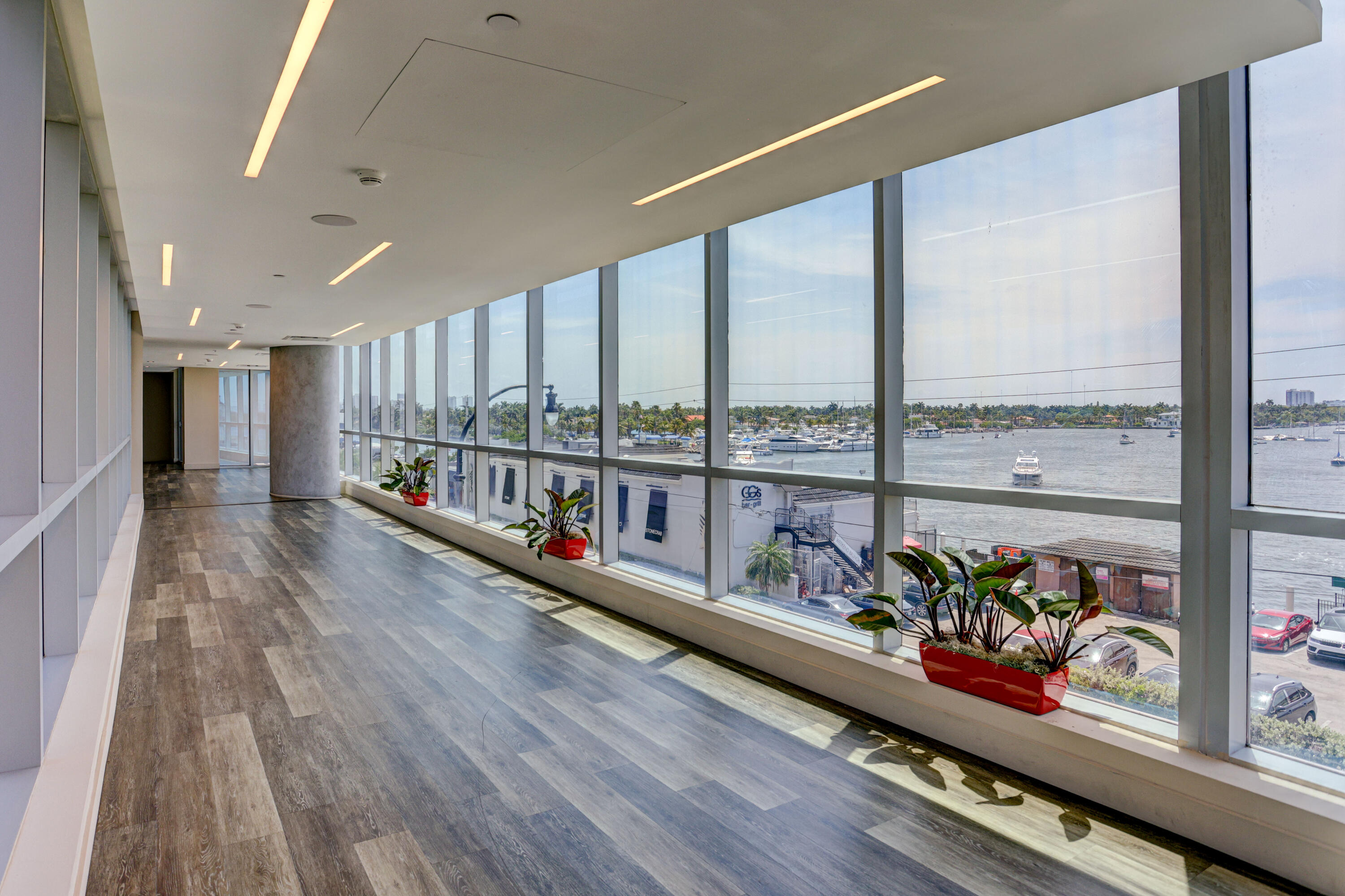 COSTA HOLLYWOOD CONDO - Residential