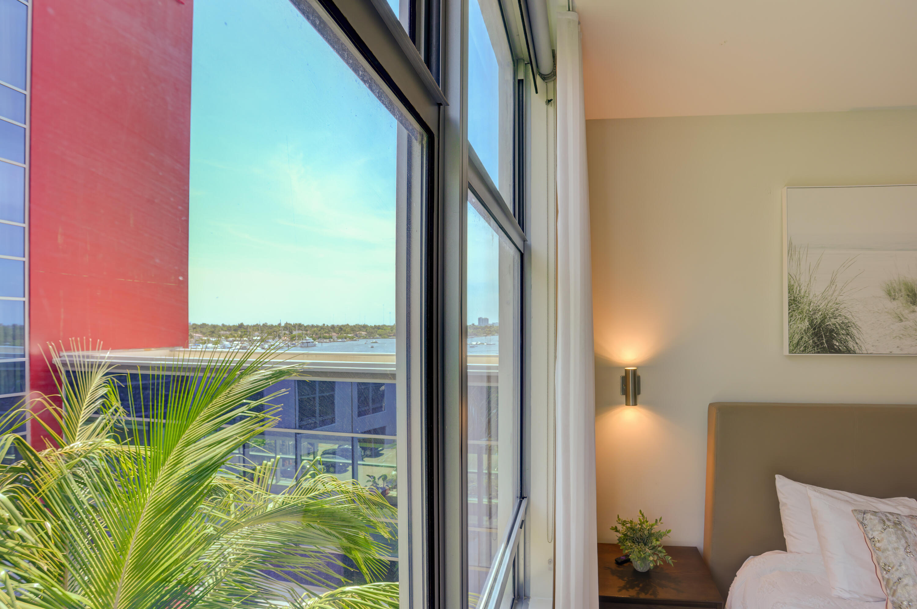 COSTA HOLLYWOOD CONDO - Residential