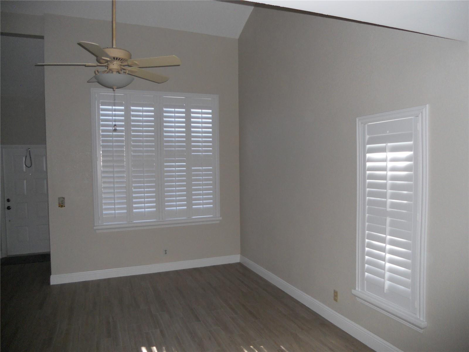 WOODGATE 10 CONDO - Residential